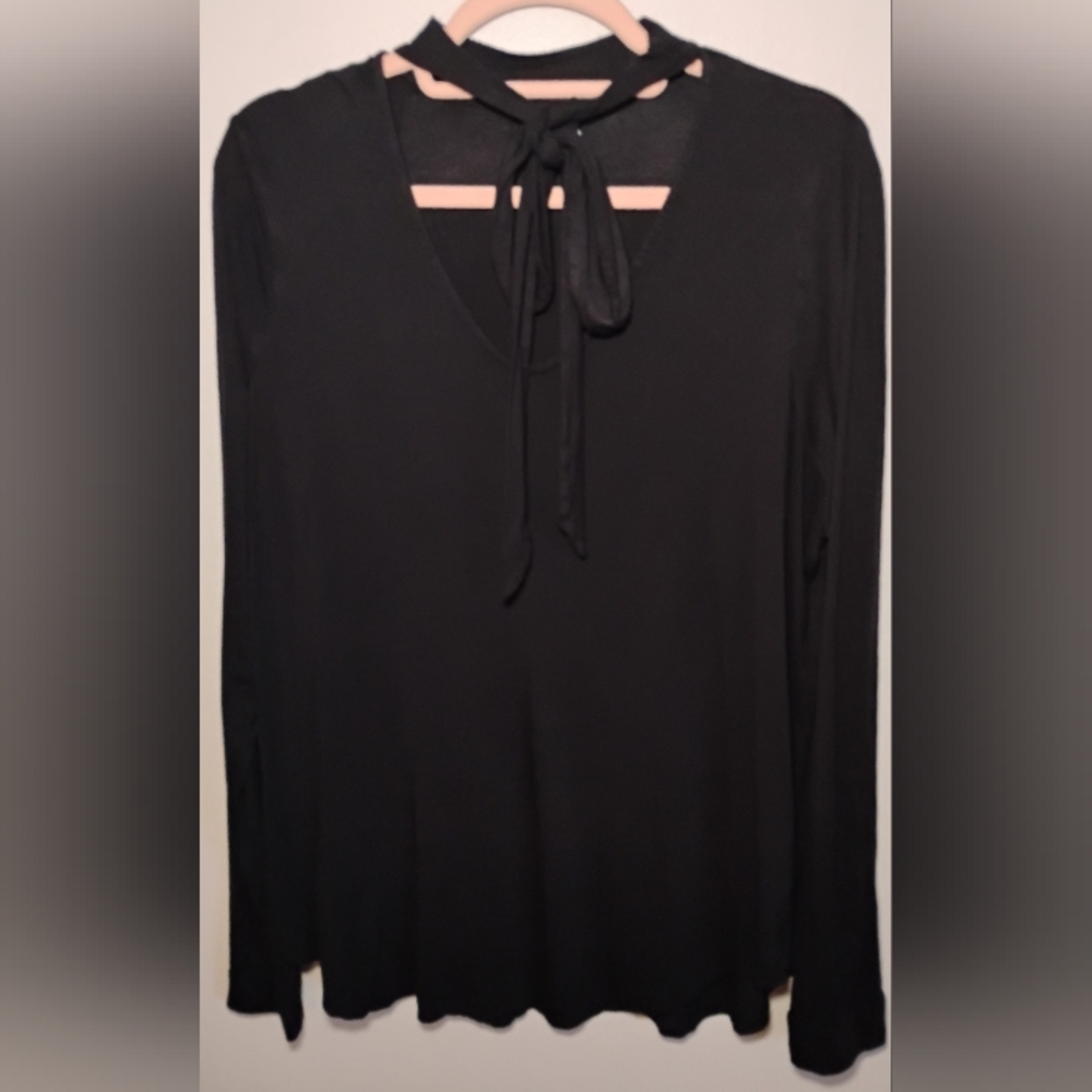 Ruff Hewn Black Tie-Neck Blouse | Size L | Excellent‎ Condition